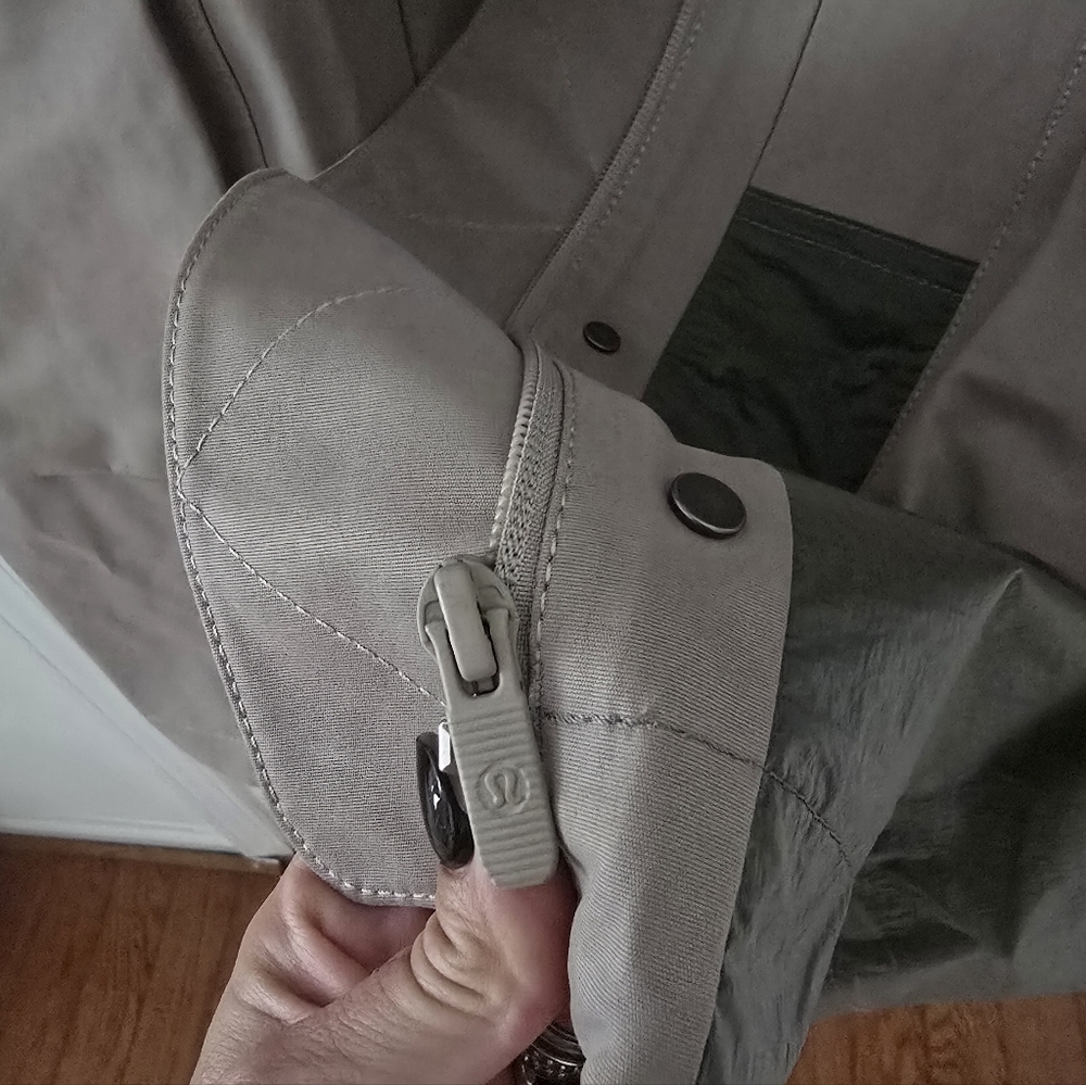 Lululemon Gathering Storm Long Jacket In Sandlot Size 8 - Picture 11 of 13